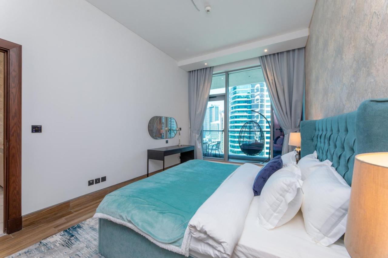 Simply Comfort In J One Tower شقة *