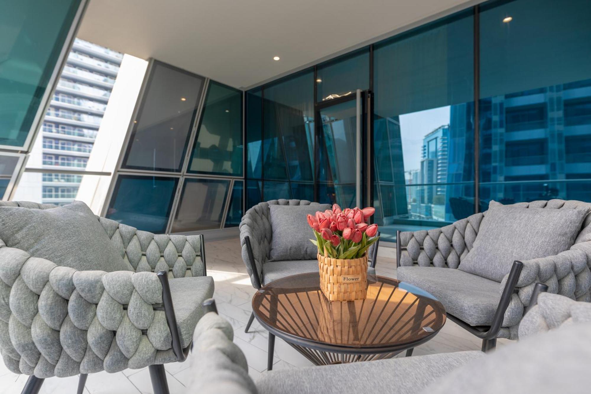 Simply Comfort In J One Tower Апартаменты Дубай